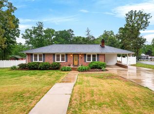 105 Skyuka Cir, Landrum, SC 29356