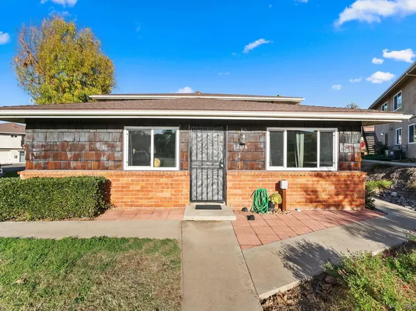 12156 Wintergreen Dr Unit 1, Lakeside, CA 92040