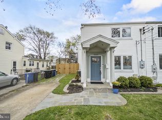 5621 7th Pl S, Arlington, VA 22204