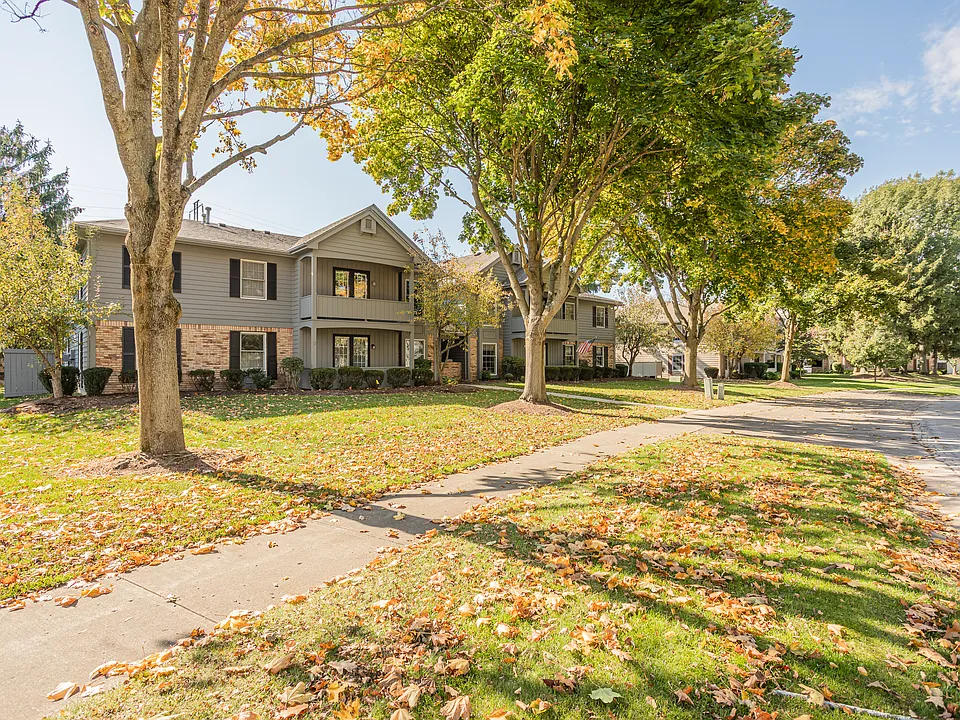 Wood Creek Apartments
