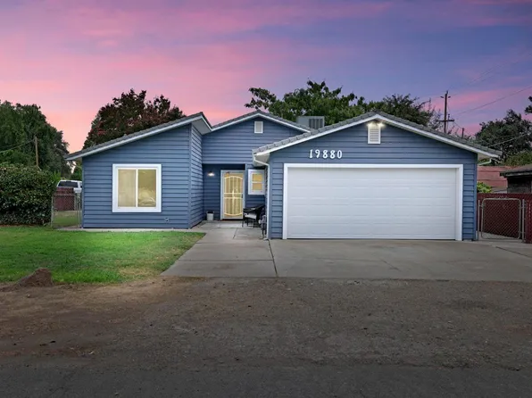 19880 N Oak St, Lockeford, CA 95237