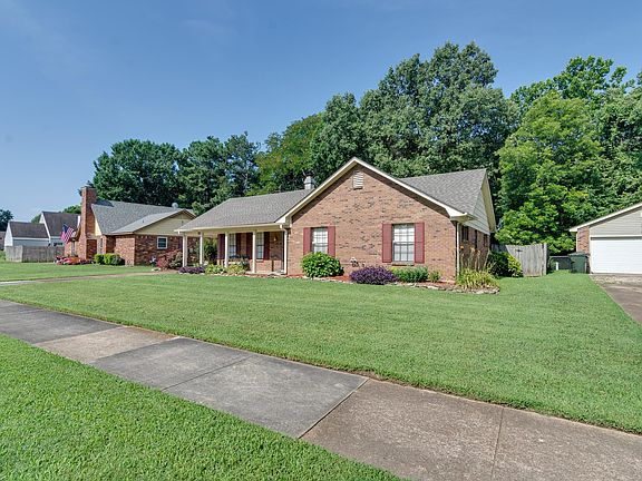 2nd image of 2455 Flowering Tree Dr