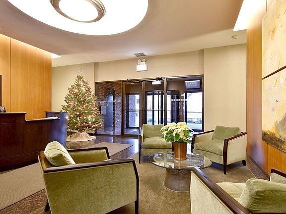 4th image of 4170 N Marine Dr APT 19E