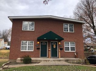 3137 Glenwood Ct, Saint Ann, MO 63074