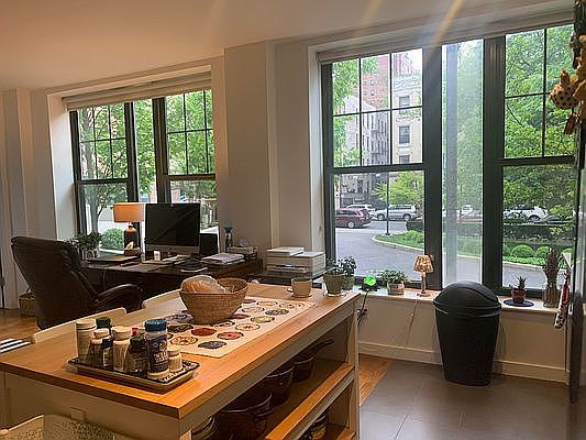 5th image of 123 Parkside Ave #1C