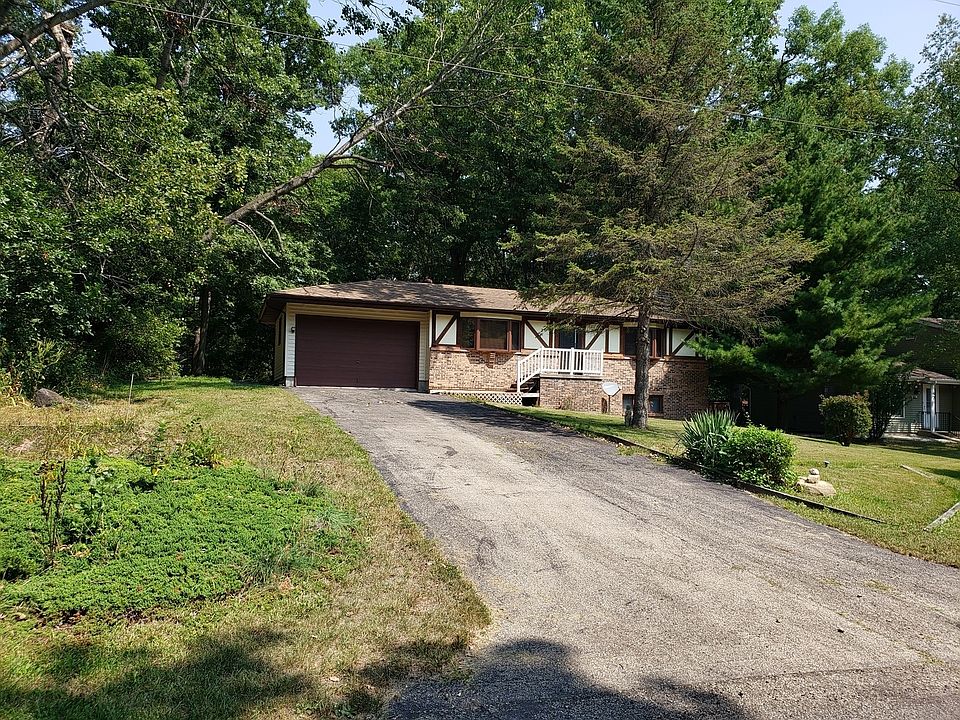 1st image of 45 Lake Thunderbird Dr