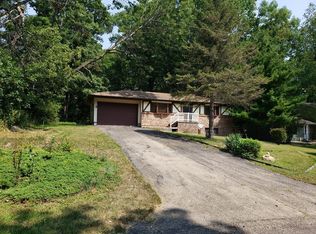 45 Lake Thunderbird Dr, Putnam, IL 61560