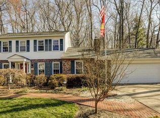 9504 Wallingford Dr, Burke, VA 22015