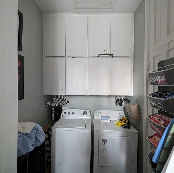 510 E State St — Photo 18