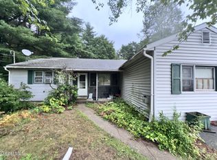 55 Merrit Road Road, Moreau, NY 12803