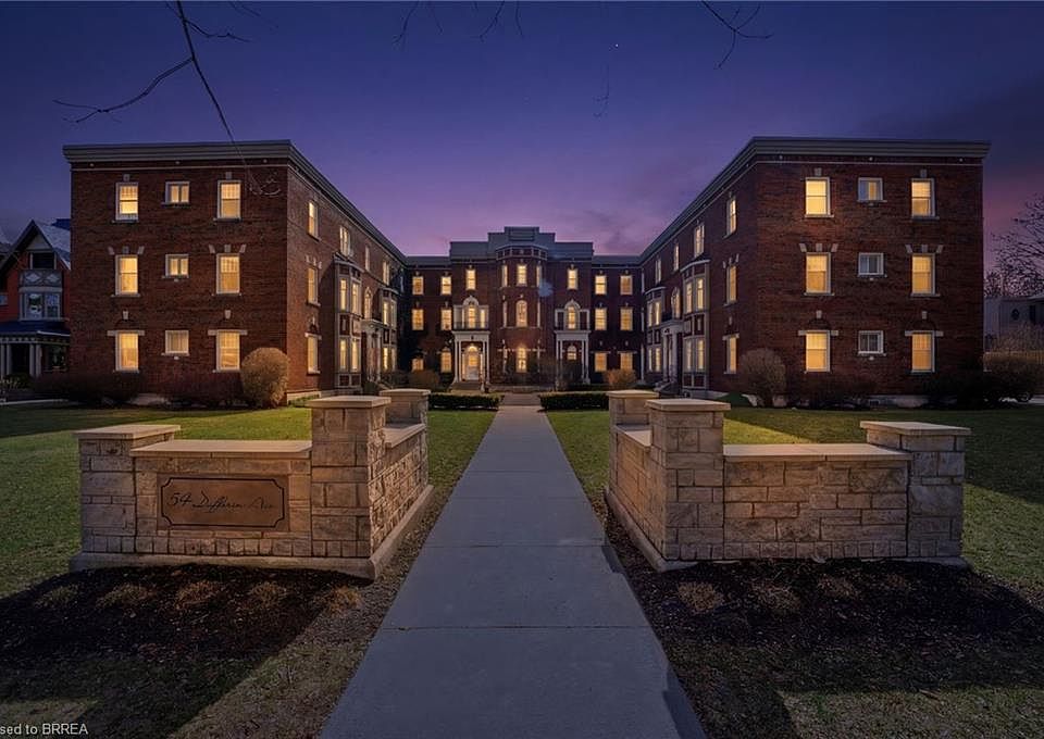 1st image of 54 Dufferin Ave #1