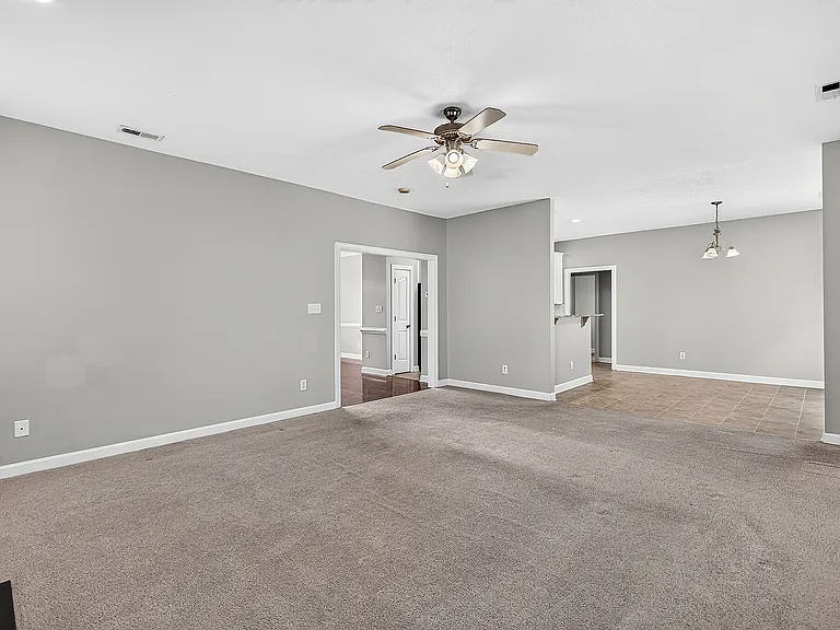 217 Stagecoach Dr — Photo 10