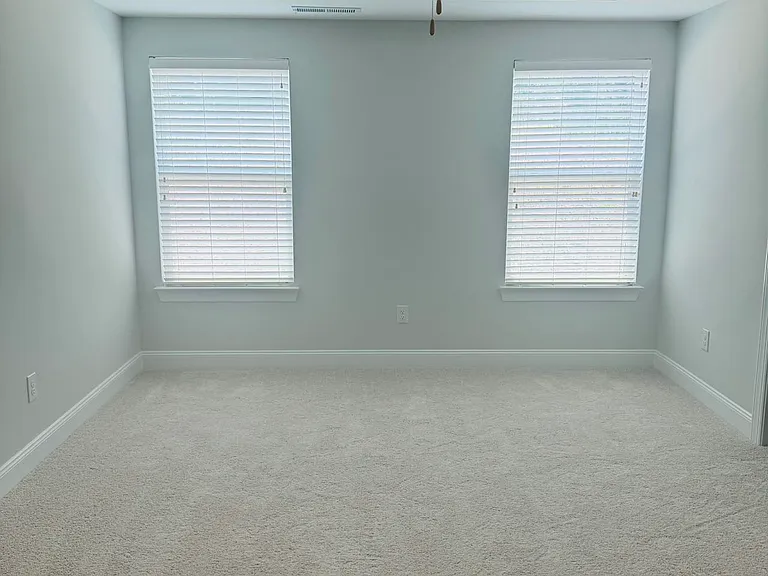 1011 Culloden Cir — Photo 13