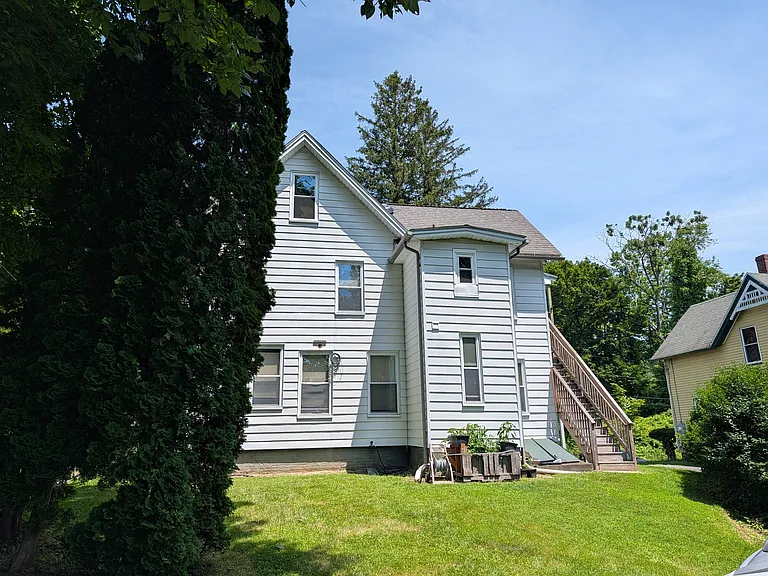 28 Walnut St #2 — Photo 17