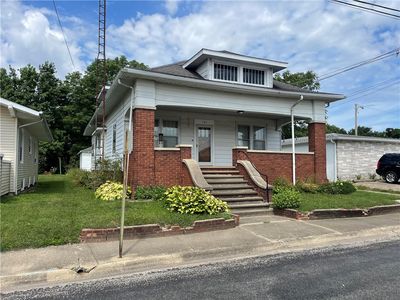 105 S Lafayette St, Newton, IL, 62448