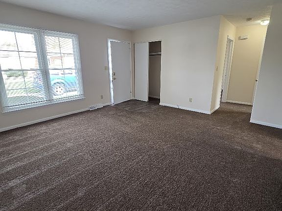 3rd image of 5152 N Karl Rd