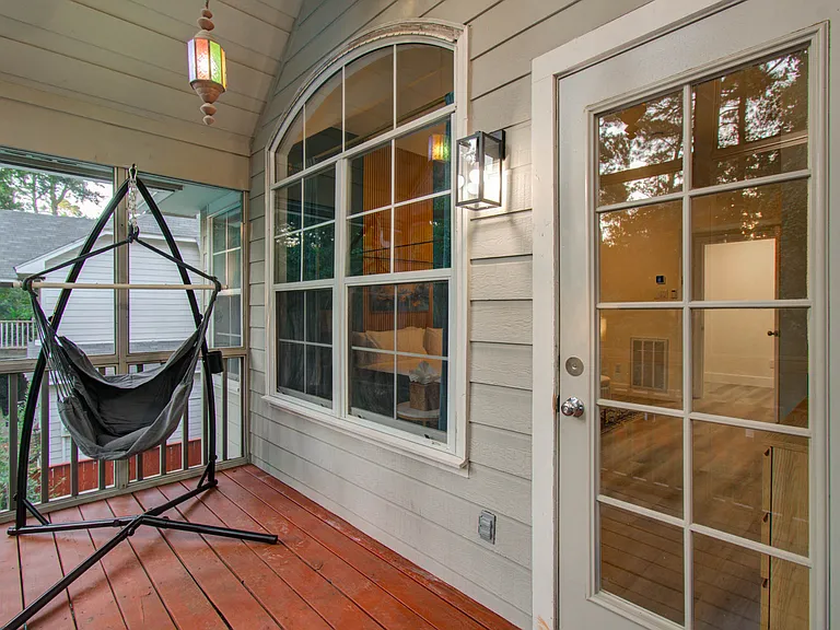 35 Alden Glen Dr — Photo 24