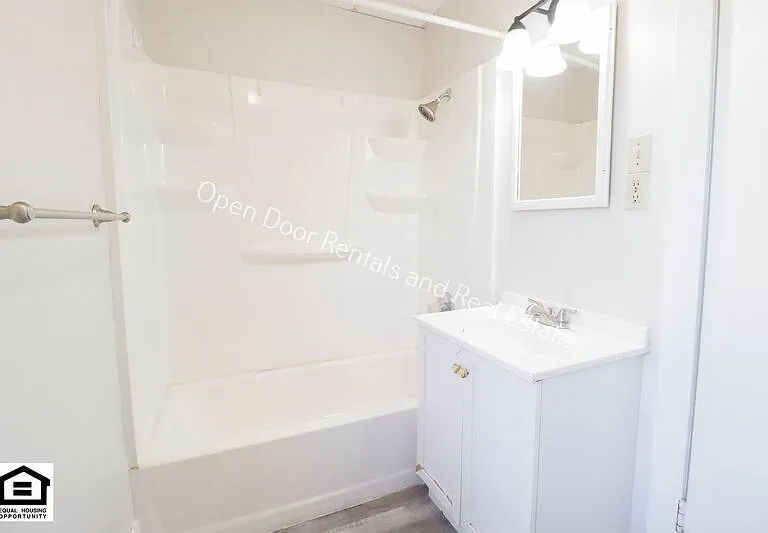 304 S Guilford St — Photo 12