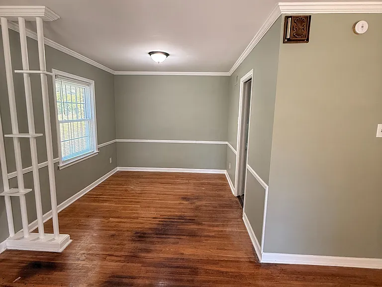 3176 Toby Ln — Photo 7