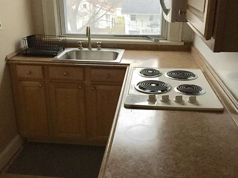 405 Oakdale St #6 — Photo 9