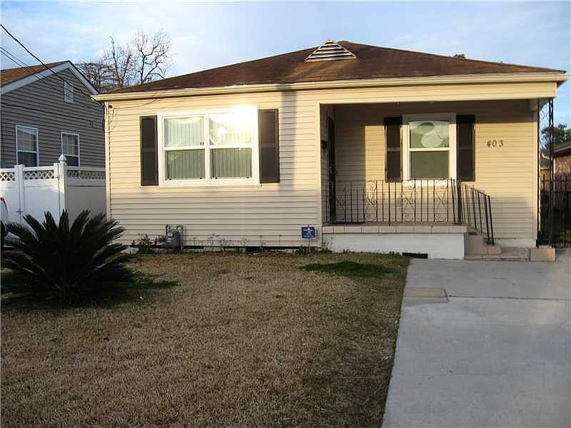 1st image of 403 Wallace Dr
