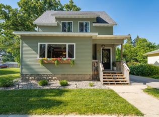 436 E School St, Owatonna, MN 55060