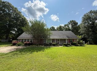 194 Hartfield Rd, Columbia, MS 39429