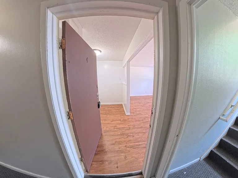 310 NW Chapel Dr #1 — Photo 7