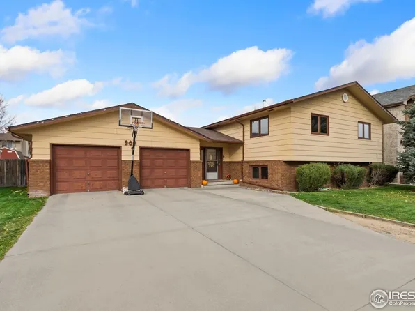 909 Acoma Ave, Fort Morgan, CO 80701