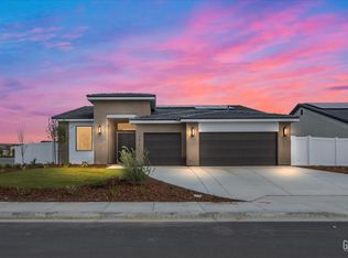 7014 Orchard View Dr, Bakersfield, CA 93314