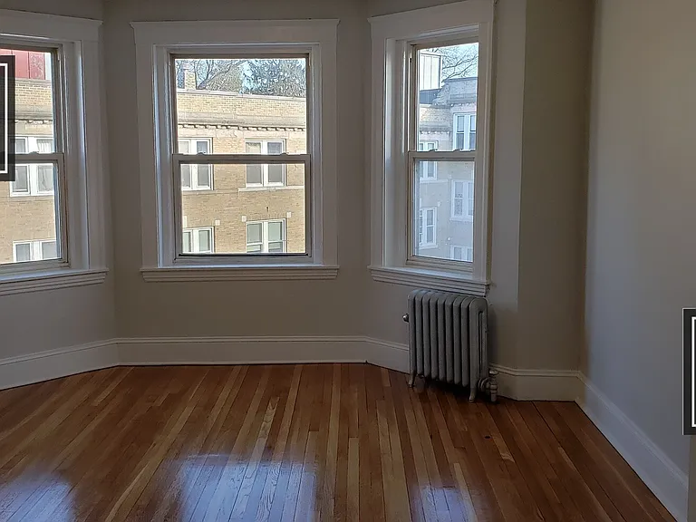 241 Freeman St #8 — Photo 12