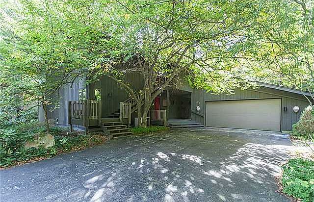 1st image of 27 Tanglewood Ln