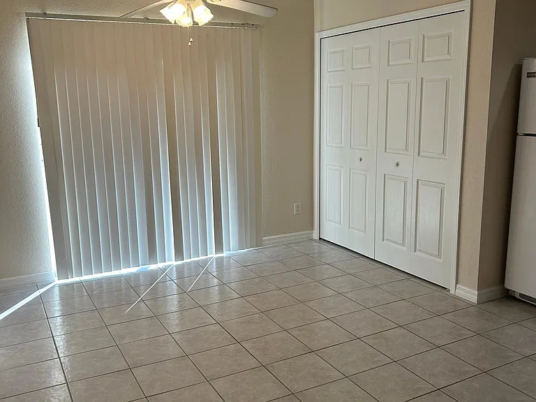 7758 Suncoast Dr — Photo 3