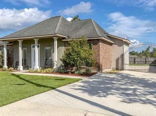 13733 Ball Park Rd, Walker, LA 70785