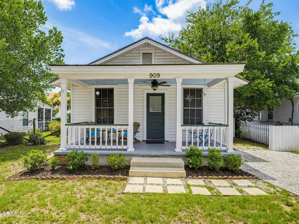 909 8th Street, Port Royal, SC 29935
