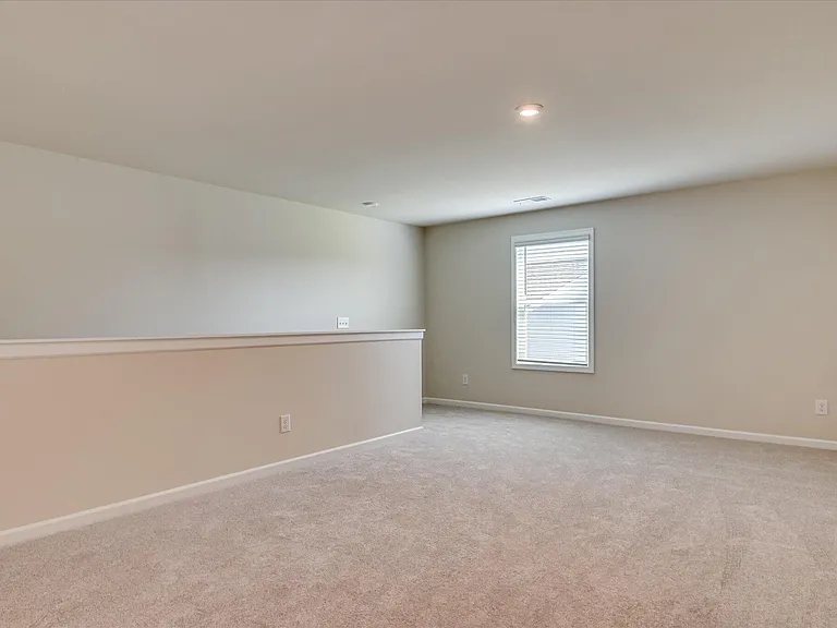 2015 Saylor Ln — Photo 2