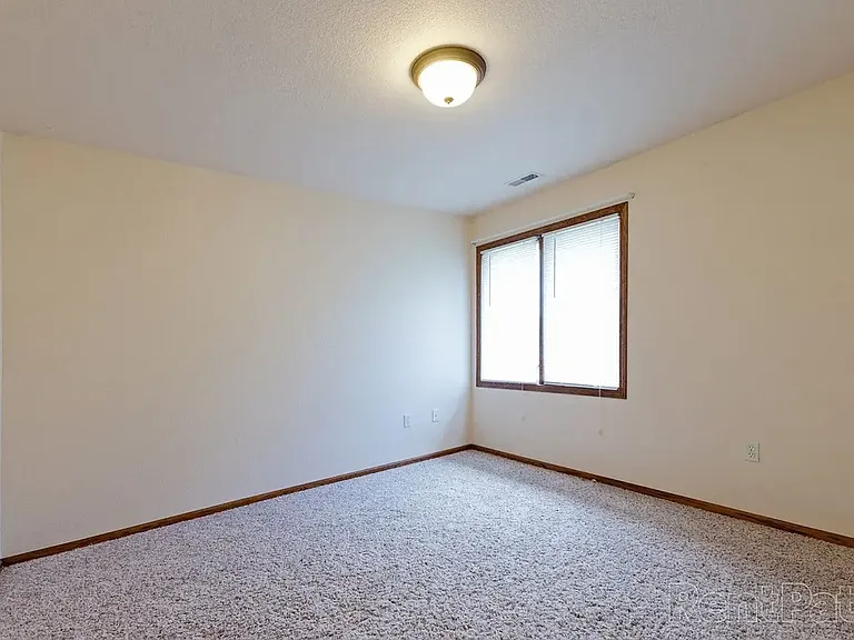 The Pines: Spacious Living in Quaint Ankeny Neighborhood! — Photo 22