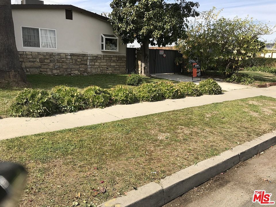 1st image of 5041 Zelzah Ave