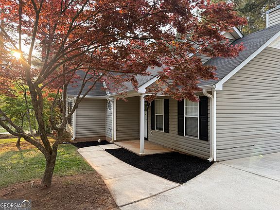 2nd image of 1205 County Line Rd