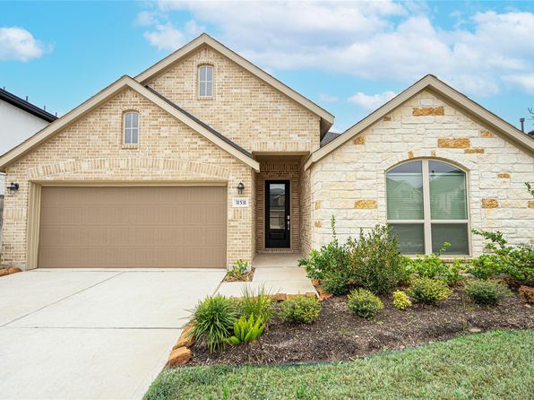 31531 Beacon Cove Trl