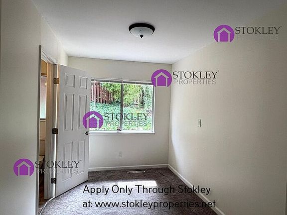 5th image of 1067 Ridge Park Dr #A