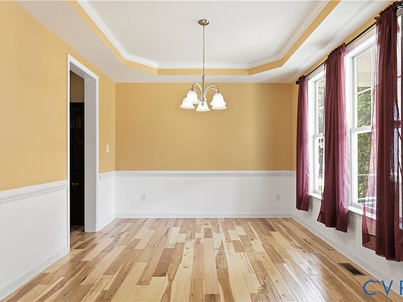 5th image of 9618 Leighfield Way