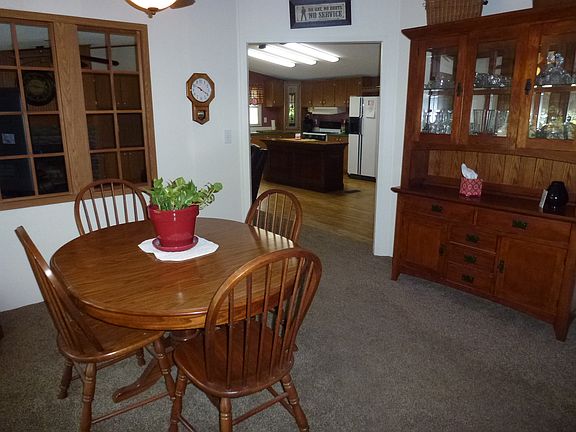4th image of 220 County Road 4522