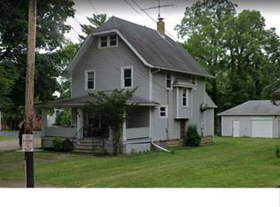 51 Center Rd #3, Bedford, OH 44146