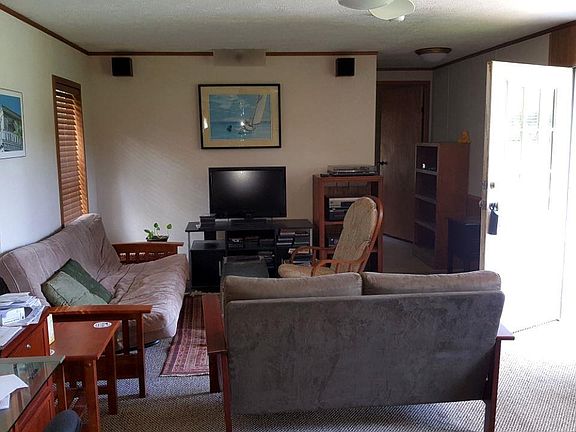 4th image of 17370 Milton Dr