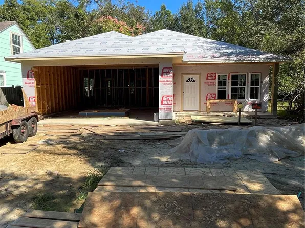 2875 Goliad St, Beaumont, TX 77701