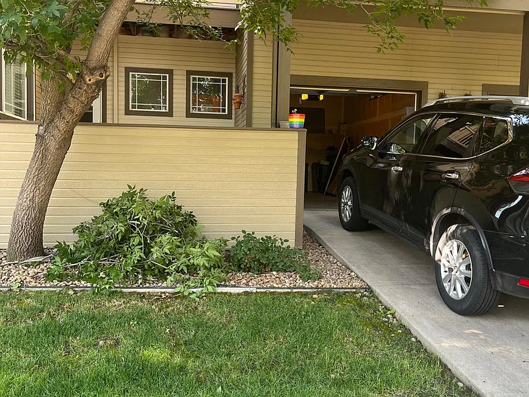 Can park a 2nd car off-street if needed.