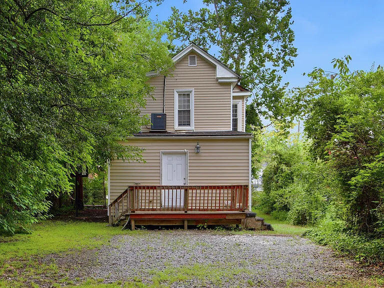 1006 W Washington St — Photo 23