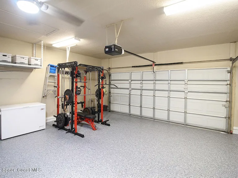 101 Majestic Bay Ave — Photo 41