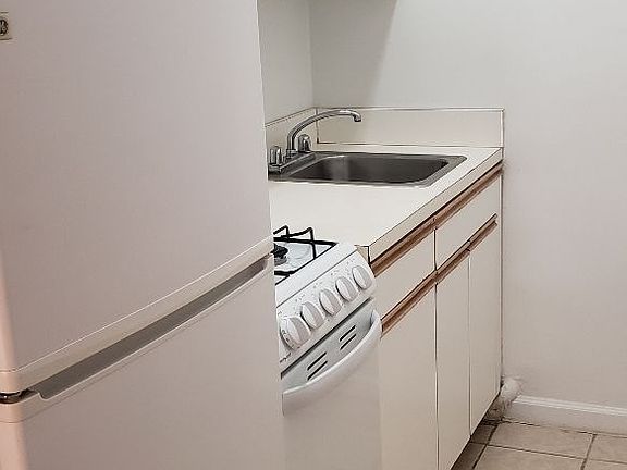 2nd image of 164 E 90th St APT 3FW